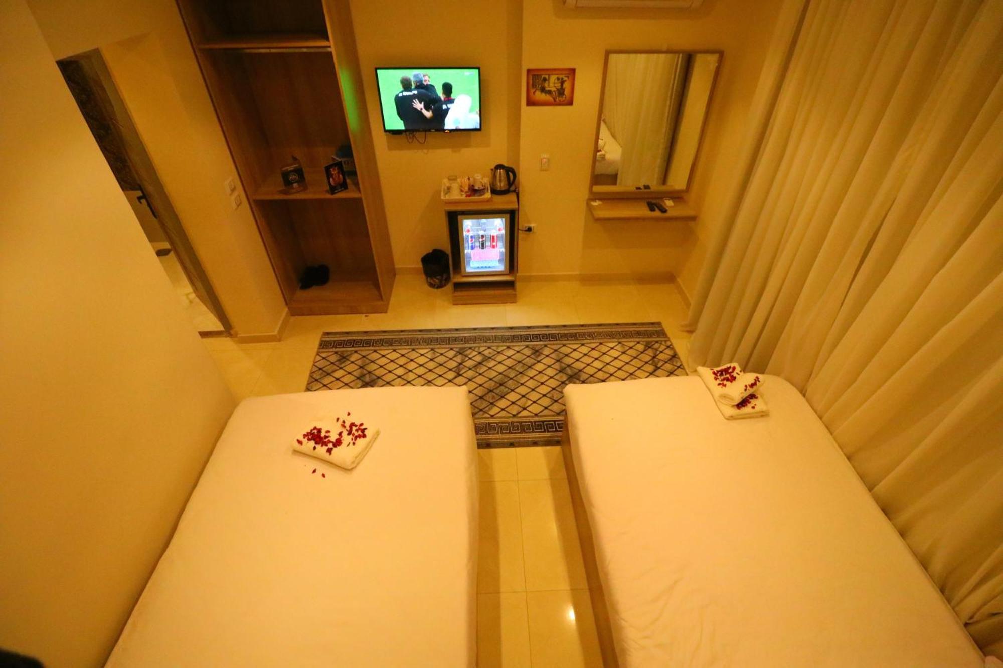Locanda Pyramids Hotel Kafret el-Gabal 외부 사진