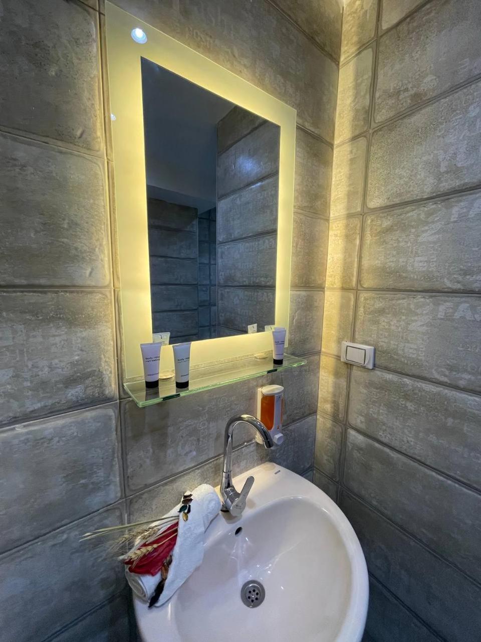 Locanda Pyramids Hotel Kafret el-Gabal 외부 사진