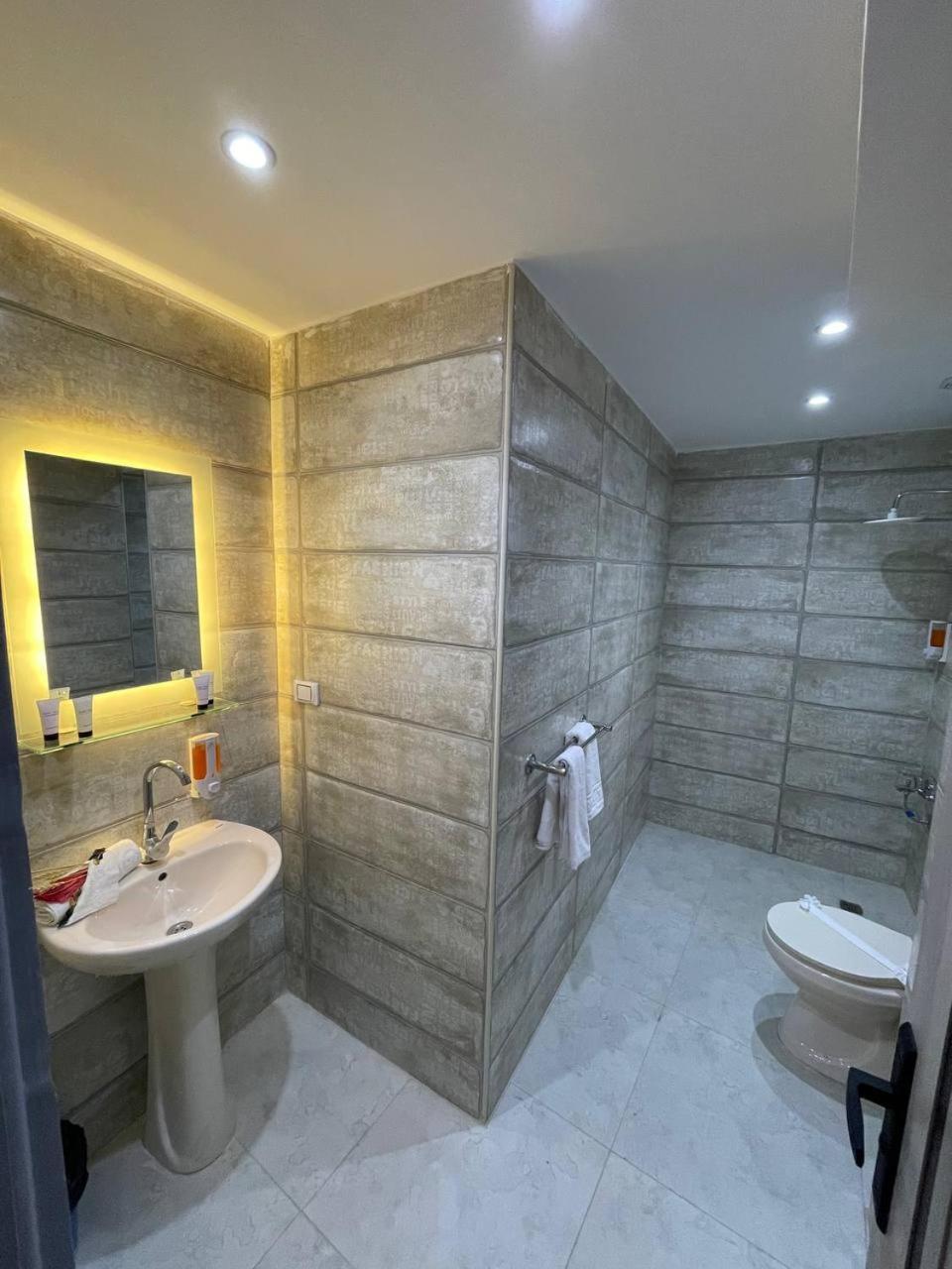 Locanda Pyramids Hotel Kafret el-Gabal 객실 사진